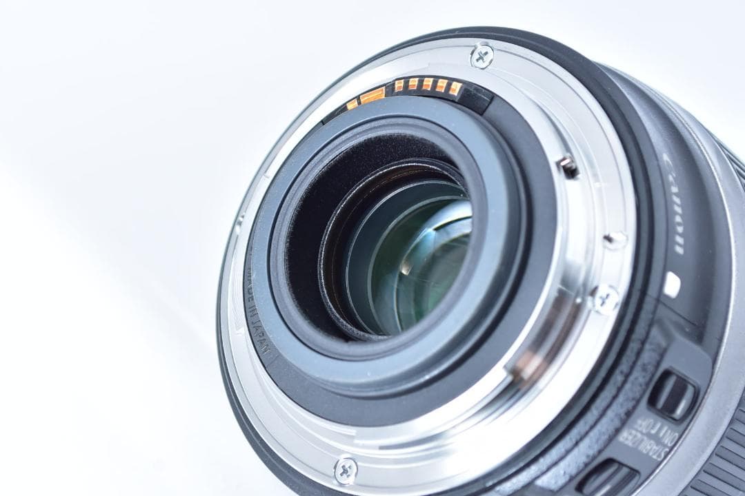 【軽量望遠レンズ】Canon EF-S 18-200mm F3.5-5.6 IS