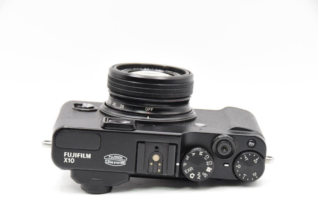 ■ 美品 ■ フジフィルム FUJIFILM X10《動作品/元箱付き》