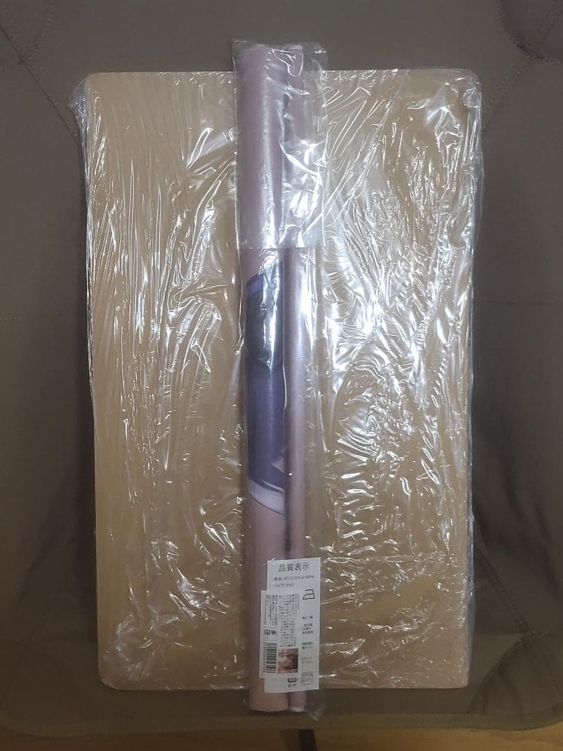 mignon いちご　3+1点セット　抱き枕カバー　タペストリー　サコッシュ