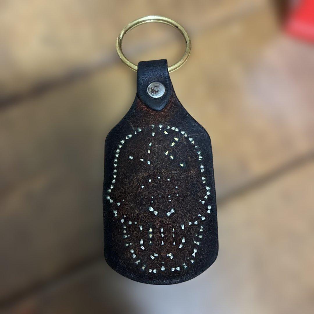 ストップライト キーホルダー stopLight - メルカリ