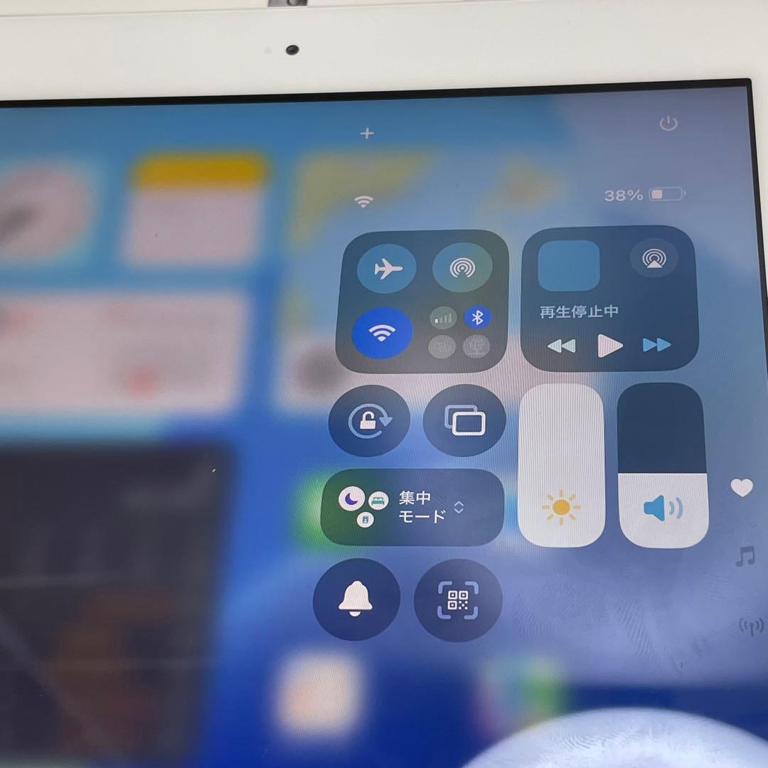 iPad 第7世代 128GB Wi-Fi + Cellular