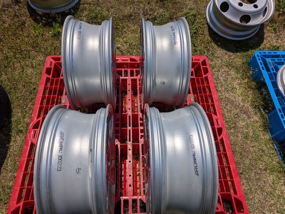 ①【USED】ミニクーパーS カムデン純正ホイール MINI 4本セットの2本