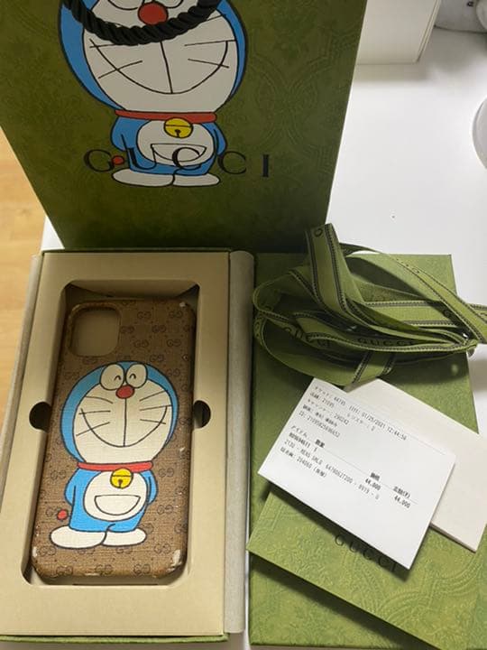 GUCCIドラえもん　iPhone11ケース 新品 GUCCI グッチ iPhoneケース iPhone11 ドラえもん スマホケース
