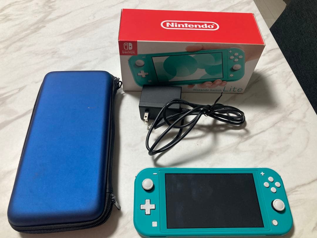 美品⭐Nintendo Switch Lite ターコイズ 充電器・ソフトケース Amazon.co.jp: 【任天堂ライセンス商品】HARD CASE for Nintendo