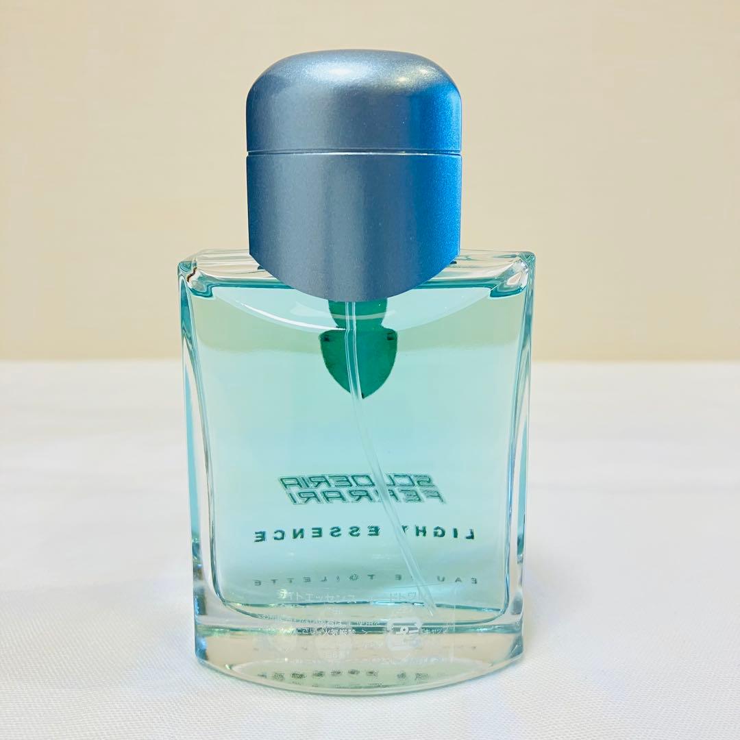 廃盤品 新品未使用 フェラーリ ライトエッセンス オードトワレ 香水