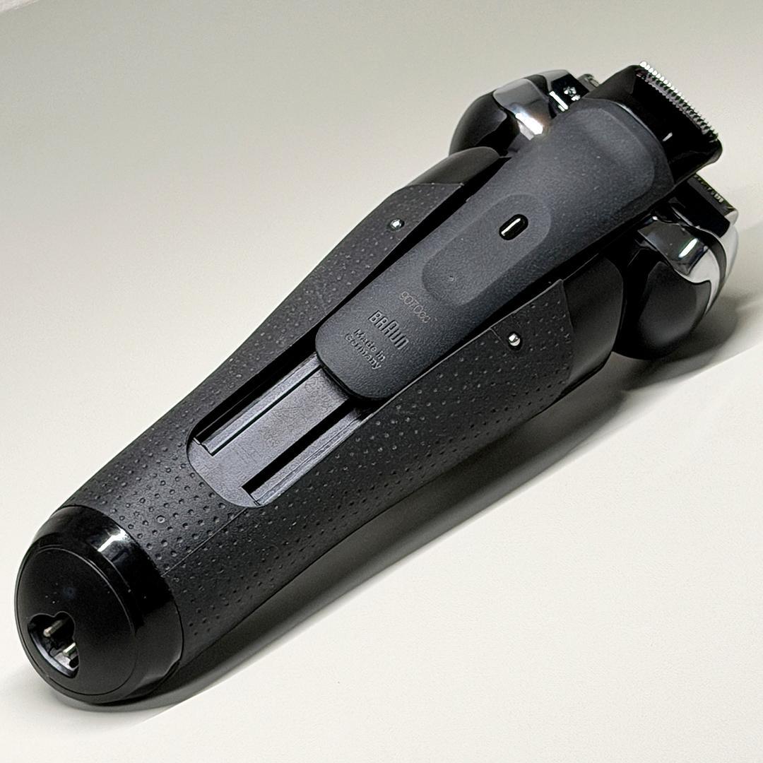 美品ブラウン防水BRAUNシェーバー シリーズ9 9070cc(5790) - メルカリ