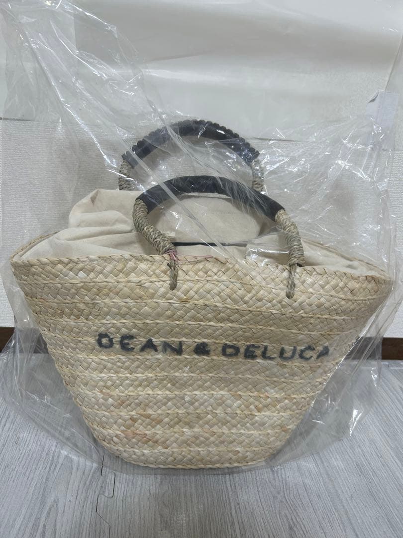 ディーンアンドデルーカ ビームスコラボカゴバッグ ビームス クチュール」と「ディーン＆デルーカ」がコラボ 保冷機能付き