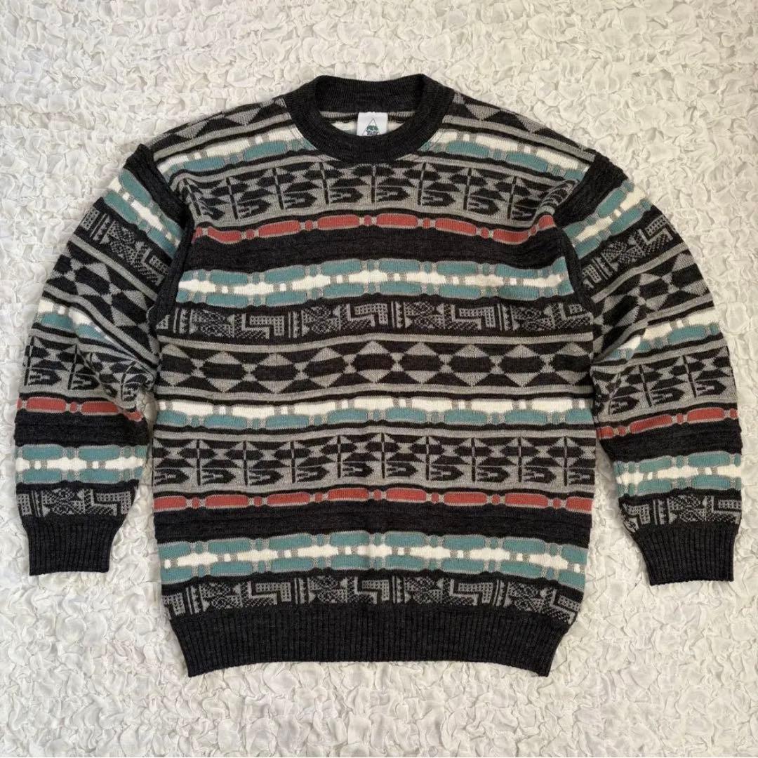 90s vintage 3Dニット 幾何学模様 ウール混 - メルカリ