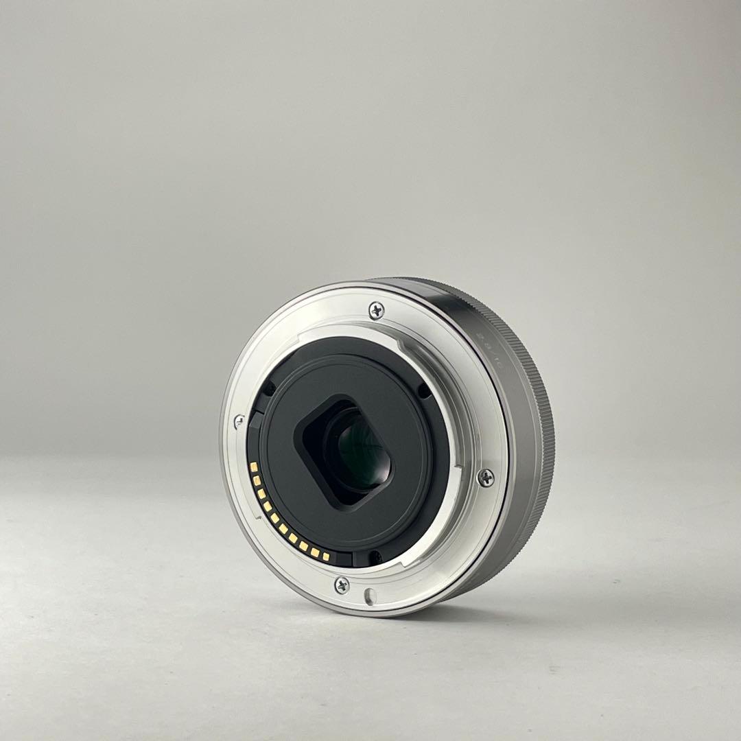 美品・返品保証 】Sony SEL16F28 単焦点 パンケーキレンズ