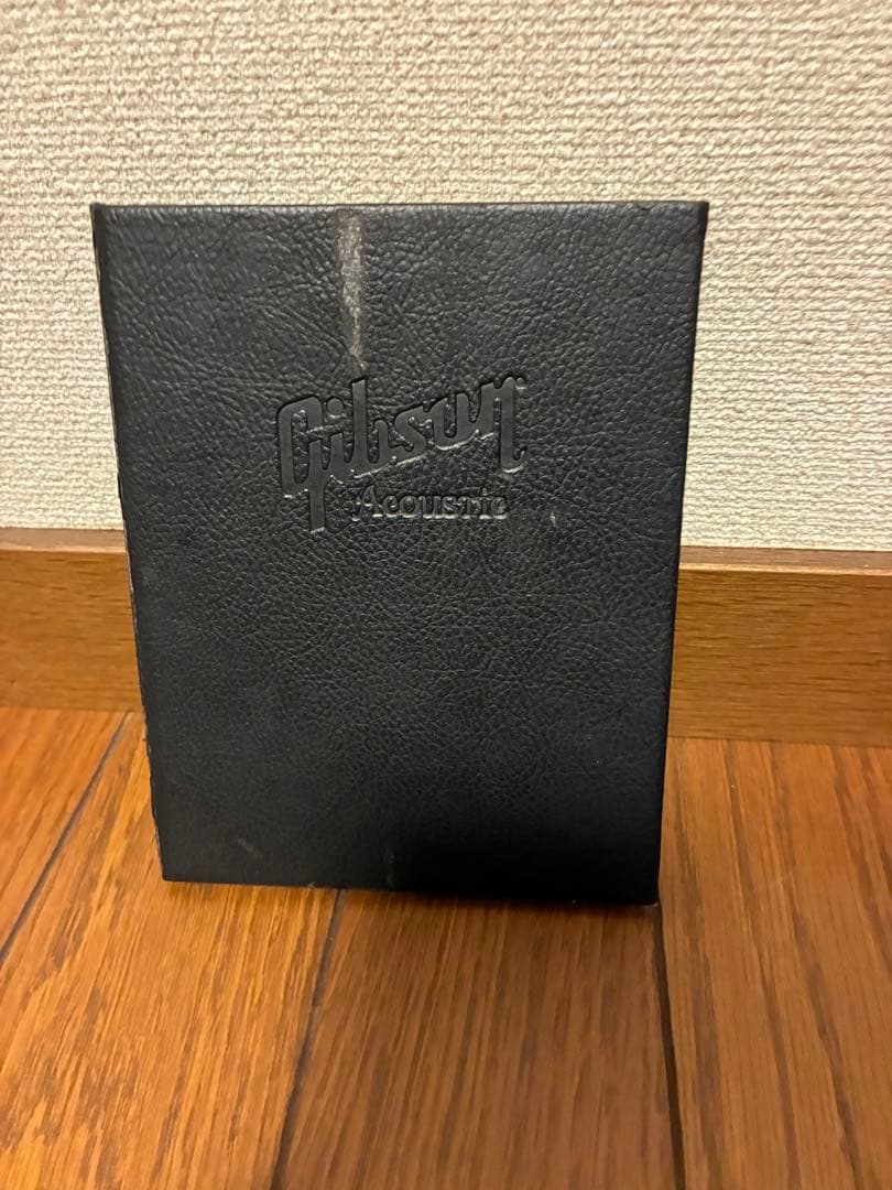 K*様 Gibson J-45 Kazuyoshi Saito トップ割れリペア - メルカリ