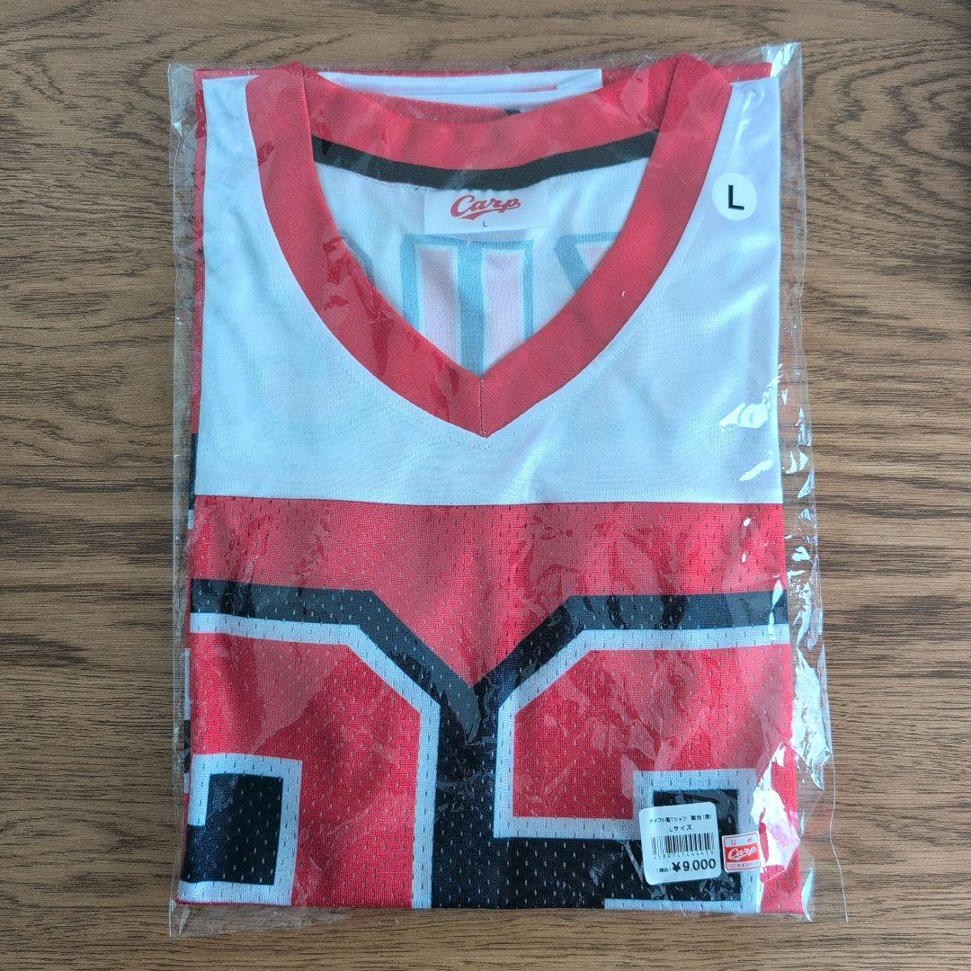 カープ 菊池涼介選手 2026 アメフト風Tシャツ Lサイズ 完売品 - メルカリ