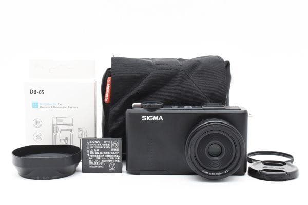■ほぼ新品■ シグマ　SIGMA DP2 Merrill ≪カメラバッグ付き≫ ライカMモノクロームとSIGMA dp2 merrillで最強モノクロ写真決定戦｜鉄人