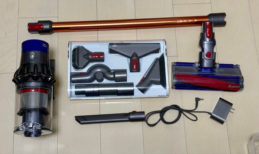 掃除機・クリーナー dyson V10 SV12 cyclone v10 ダイソン 掃除機 Dyson Cyclone V10 Fluffy SV12 FF LF