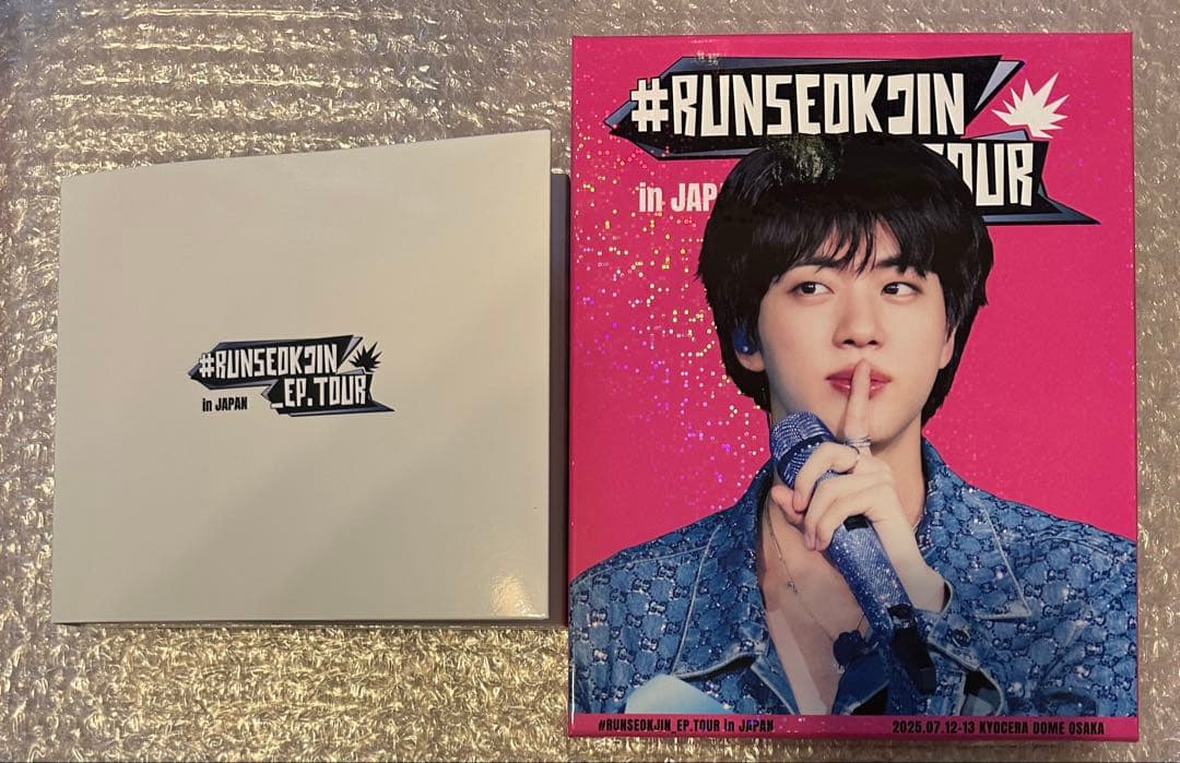 RUNSEOKJIN_EP.TOUR in JAPAN Blu-ray - メルカリ