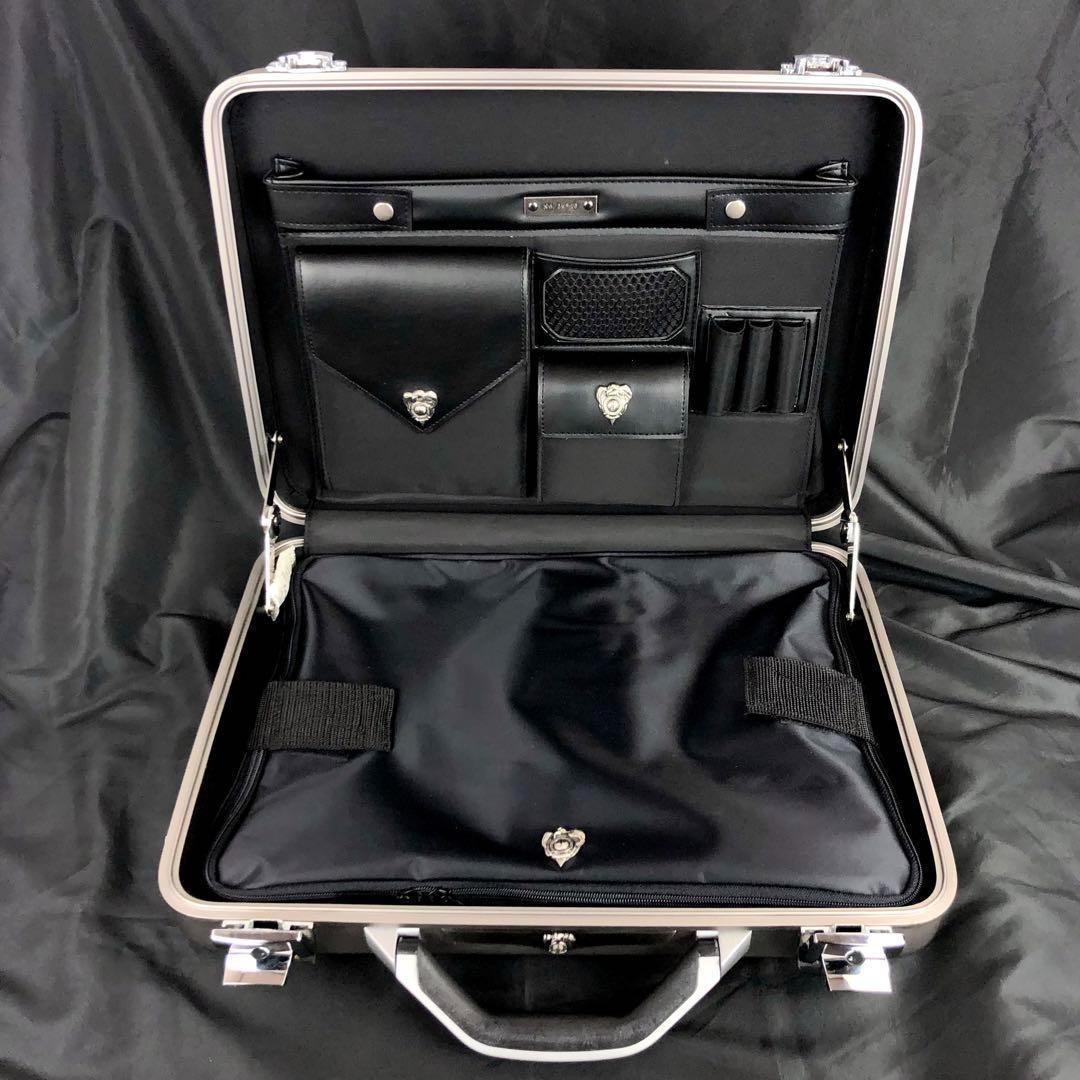 ◇CAPCOMバイオハザード 5周年記念スペシャルパッケージ