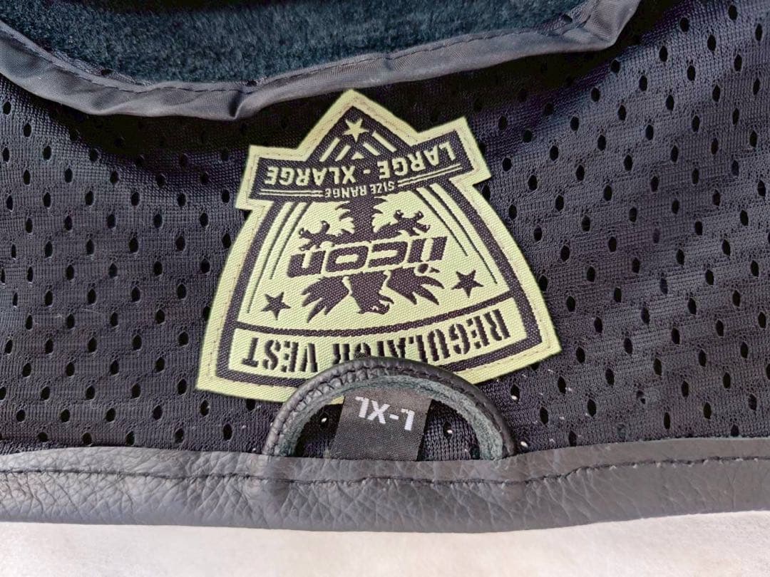 ICON 本革バイクベスト スカルデザイン