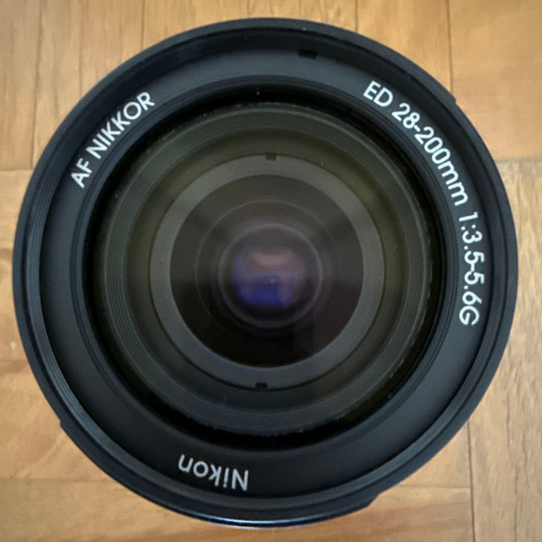 レンズ(ズーム) AF nikkor 28-200mm f3.5-5.6 G ED
