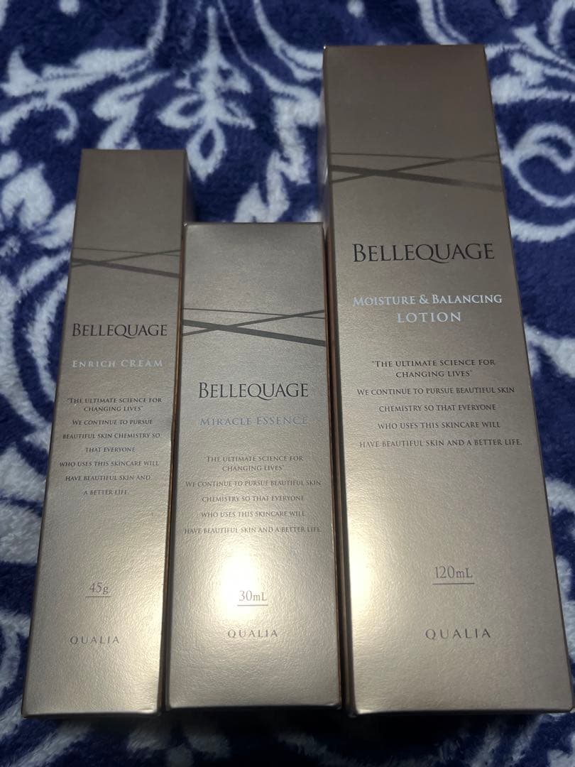 【専用】新品未使用　クオリア　化粧水　美容液　クリーム 洗顔　4点セット ベルクアージュ(BELLEQUAGE)ヒト幹細胞美容液・化粧水・クリーム