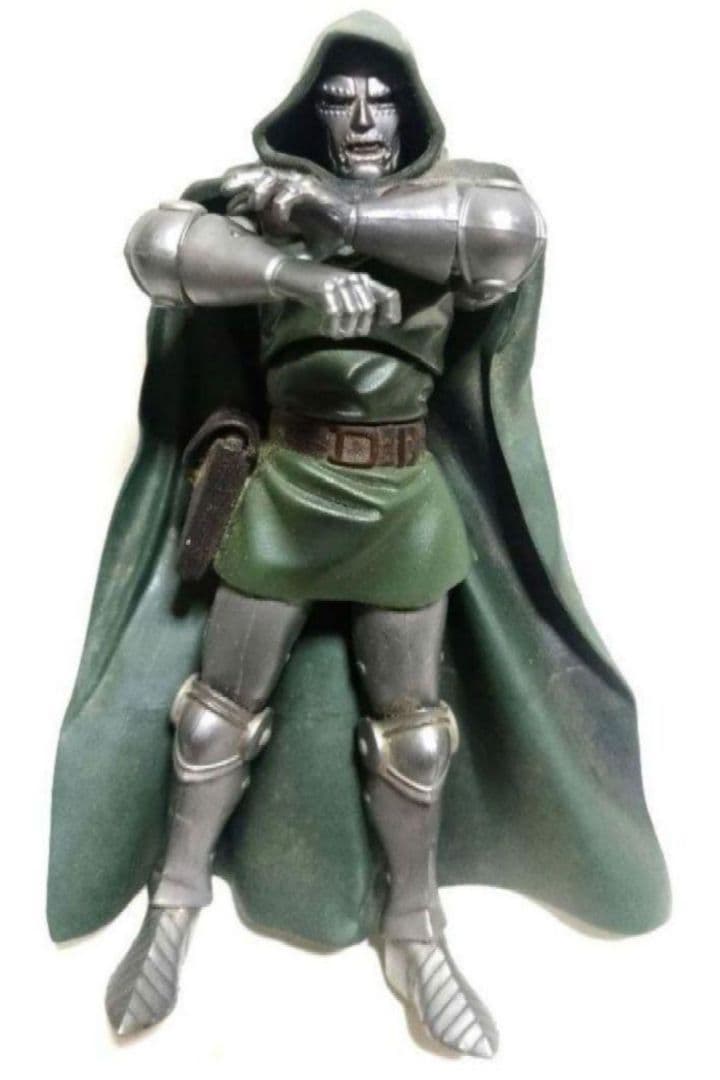 ハズブロ マーベルレジェンド Dr.ドゥーム ファンタスティック・フォー