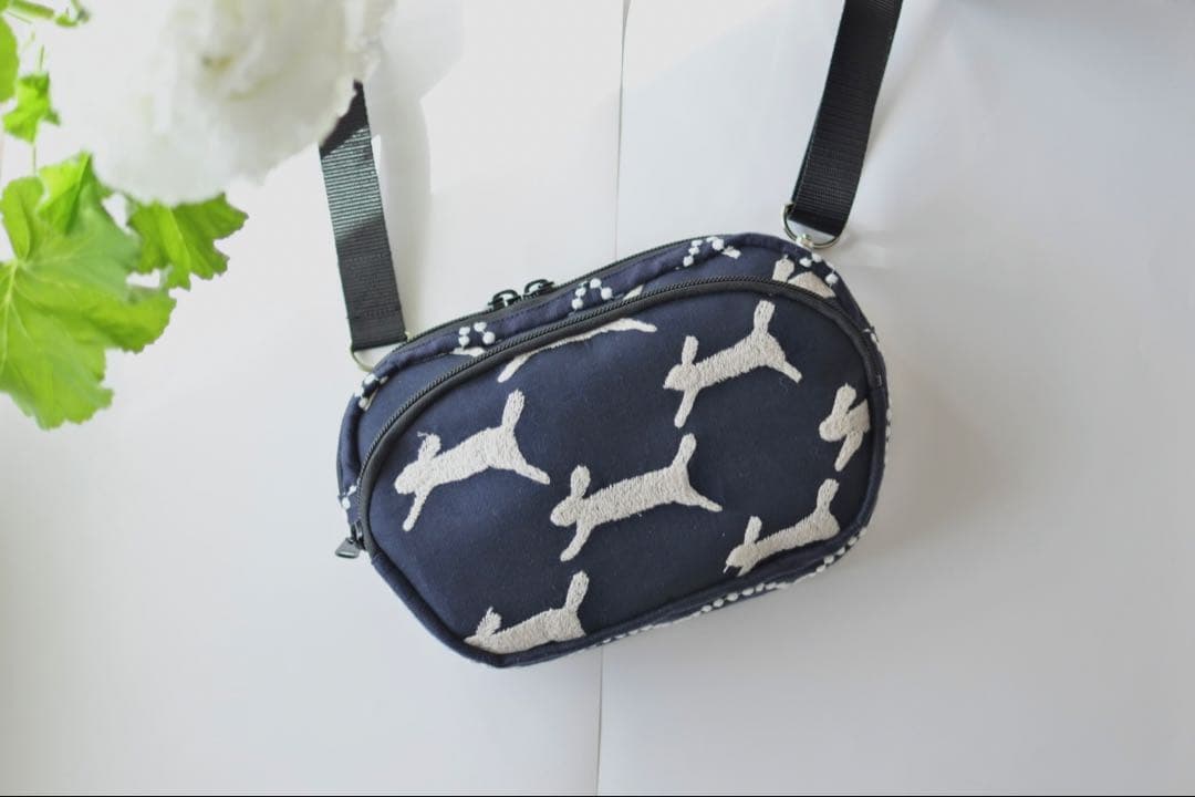 ミナペルホネン　ランランランとタンバリンのカンガルーバッグ mina perhonen tambourine ショルダーバッグ -small size- - ミナ