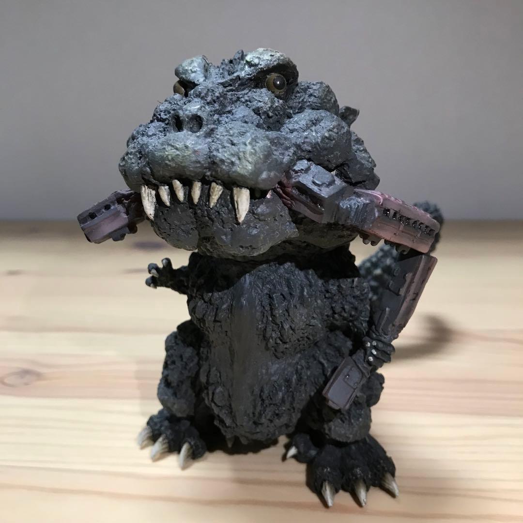 デフォリアル ゴジラ(1954)　一般流通版 ゴジラ』モノクロ仕様の「ギガンティックシリーズ×デフォリアル ゴジラ