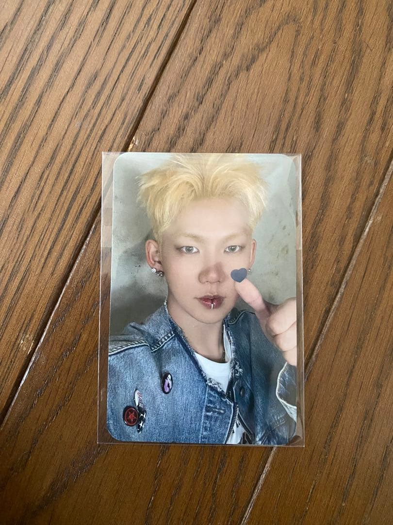 treasure ヒョンソク トレカ - メルカリ