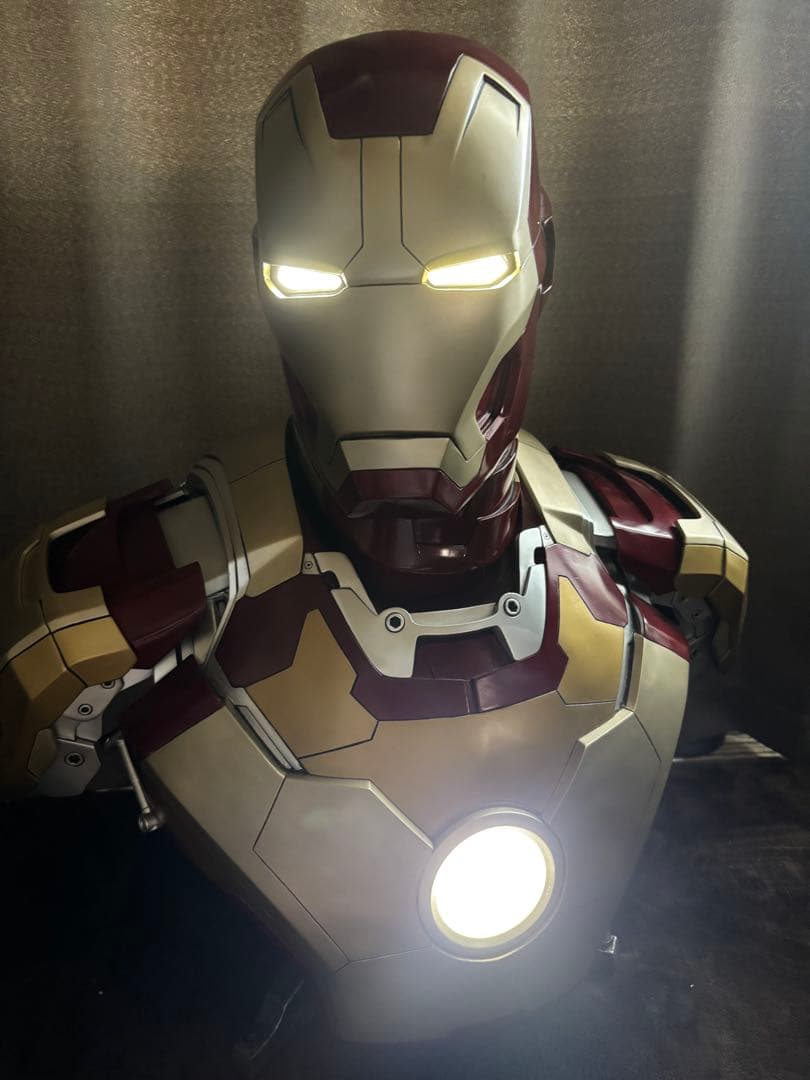 アイアンマン マーク42 ]マーベル 1/1サイズ バスト (箱有り) - メルカリ