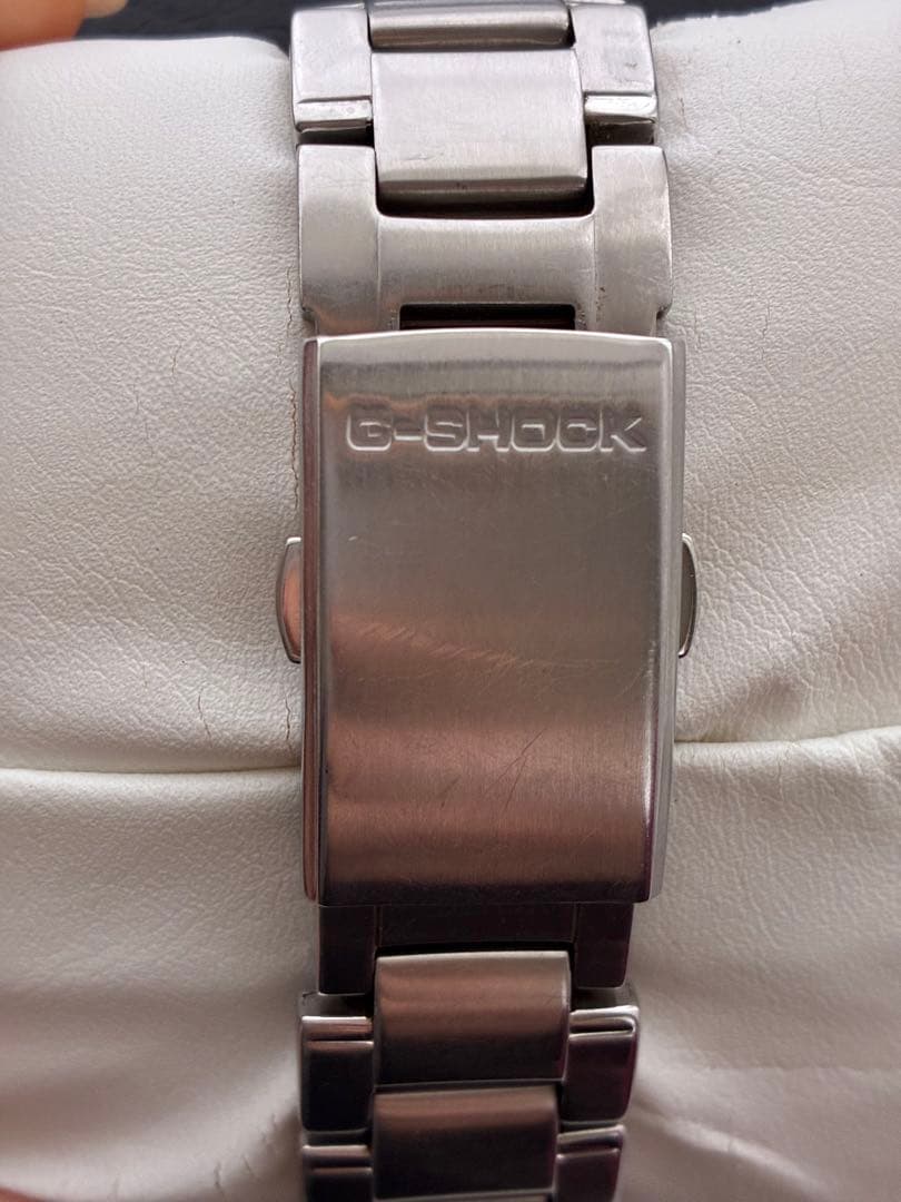 G-SHOCK CASIO 4762 シルバー/ブラック希少価値 製造終了 - メルカリ