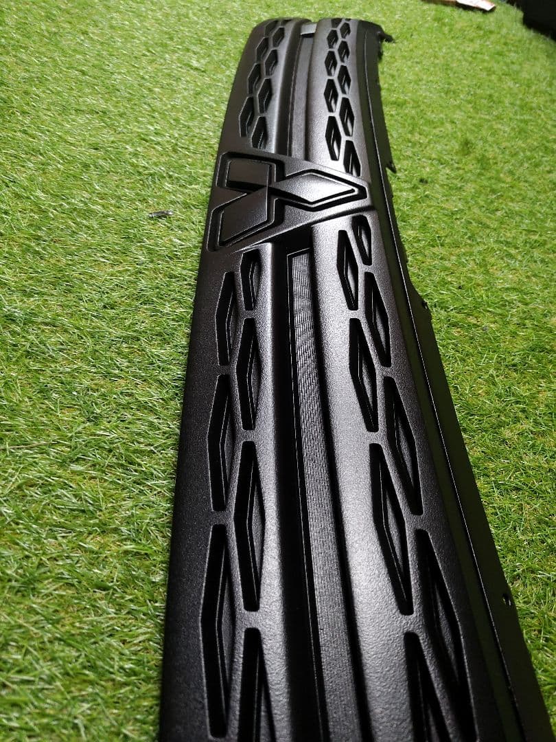 デリカＤ5 フロントグリル チッピング塗装 デリカD5 旧型グリルチッピング塗装✨（三菱 デリカD:5・CV1W/CV2W