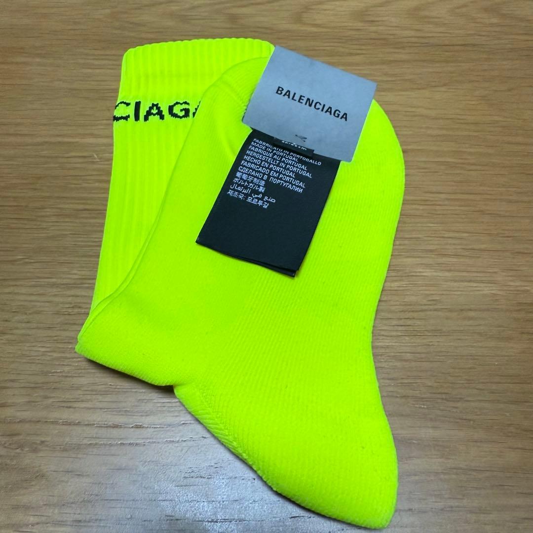 新品未使用 BALENCIAGA 蛍光イエロー テニスソックス⭐︎靴下 - メルカリ