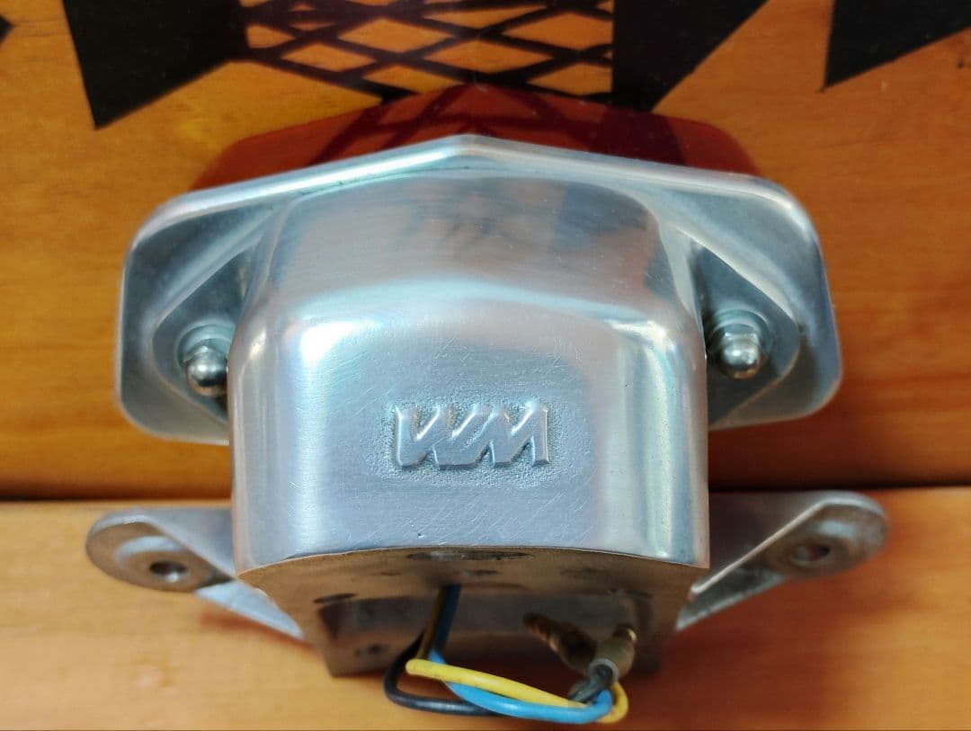 WM製WELLINGTON ルーカステールランプ ☆ビンテージ・旧車SR400 - メルカリ