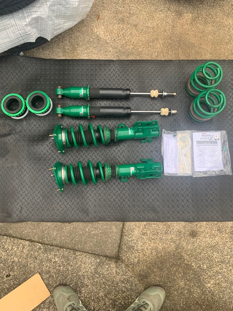 11/17まで　TEIN テイン　ヴォクシー 90系　ノア　フレックスZ 車高調 TEIN（テイン） 車高調 RX1 + EDFC5 VSAHV-T1AS3 トヨタ 90系 ノア