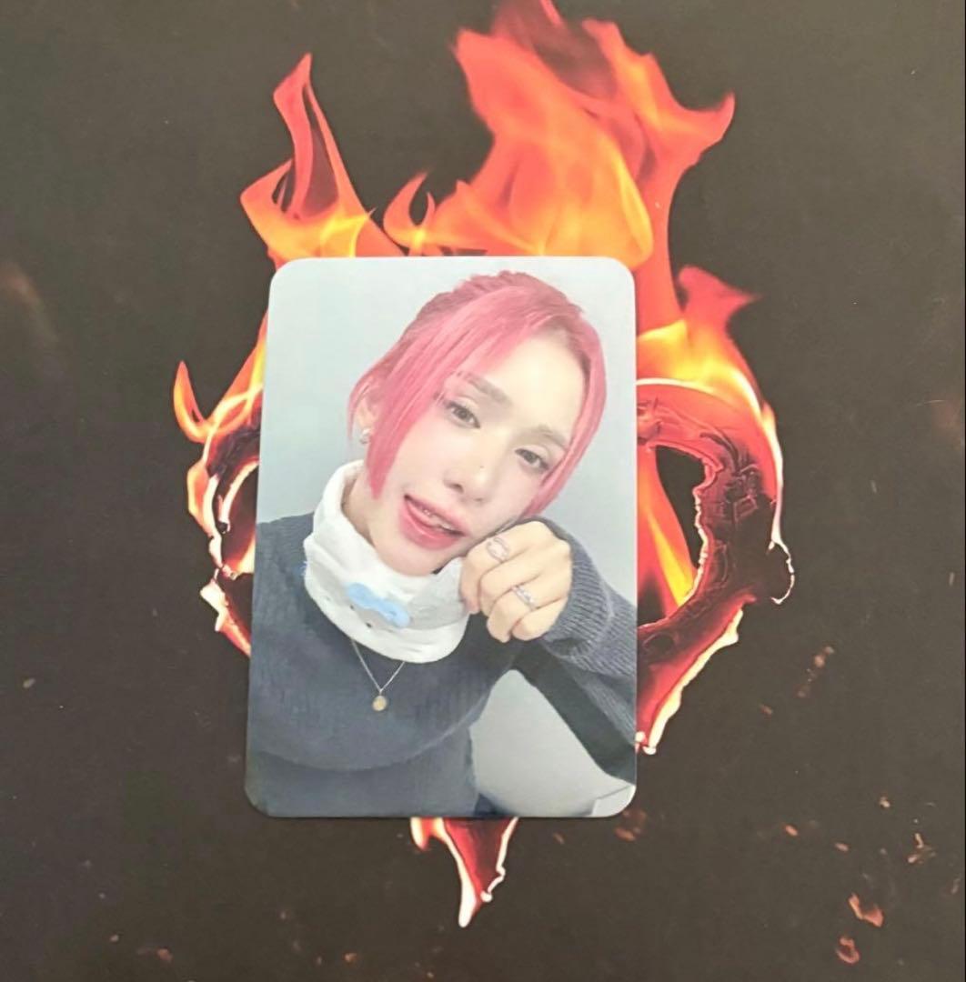 XLOV mystargoods ウムティ トレカ 굿나잇ver. - メルカリ