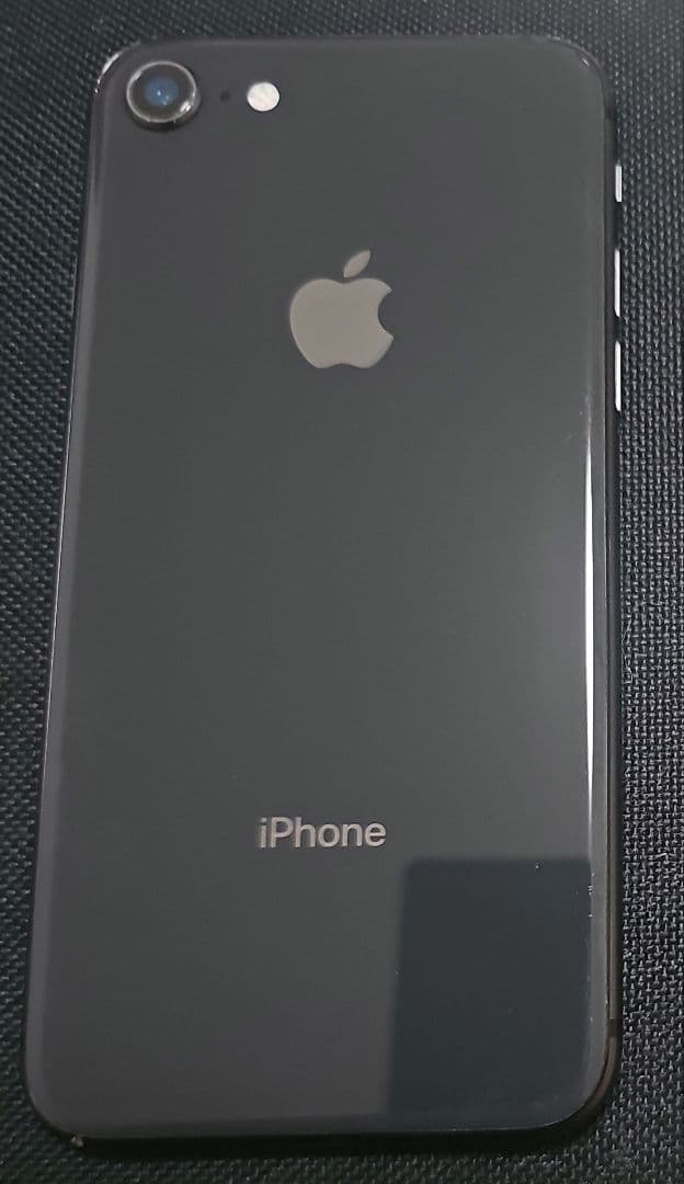 Apple iPhone 8 256GB 本体 - メルカリ