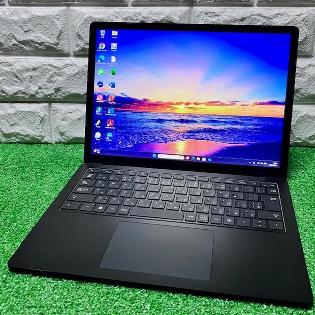 《極美品級》超薄型！第11世代ハイスペック！Microsoft Sueface