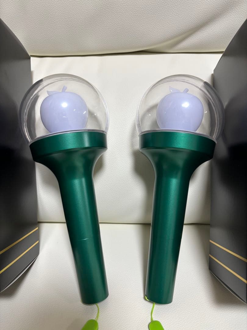 美品】MGA Official Light Stick グリーン 2個セット