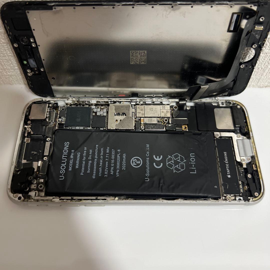 iPhone 8,SE2 64,256GB 2台 ジャンク 部品取り - メルカリ