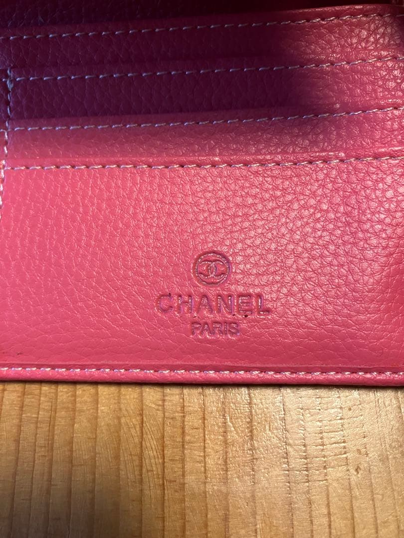 非売品】CHANEL シャネルノベルティ ピンクレザー三つ折り財布