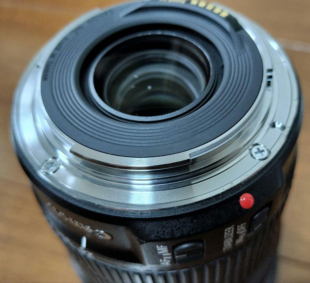 キヤノンEF24-105mm F3.5-5.6 IS STM EW-83M 付き