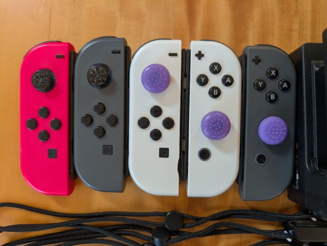 Nintendo Switch 本体 スイッチ ジョイコン5個 写真のもののみ