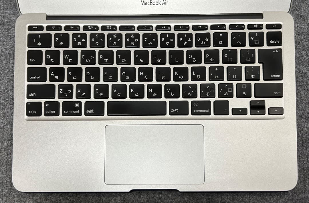 MacBook Air Mid 2013 11インチ Sequoia 完動品 - メルカリ