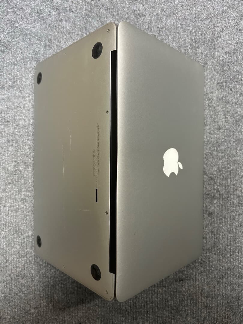MacBook Air Mid 2013 11インチ Sequoia 完動品 - メルカリ