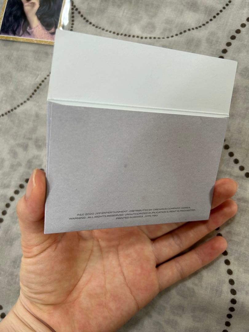 ツウィ うちわ ポスター アルバム aboutzu ラントレ まとめ売り - メルカリ