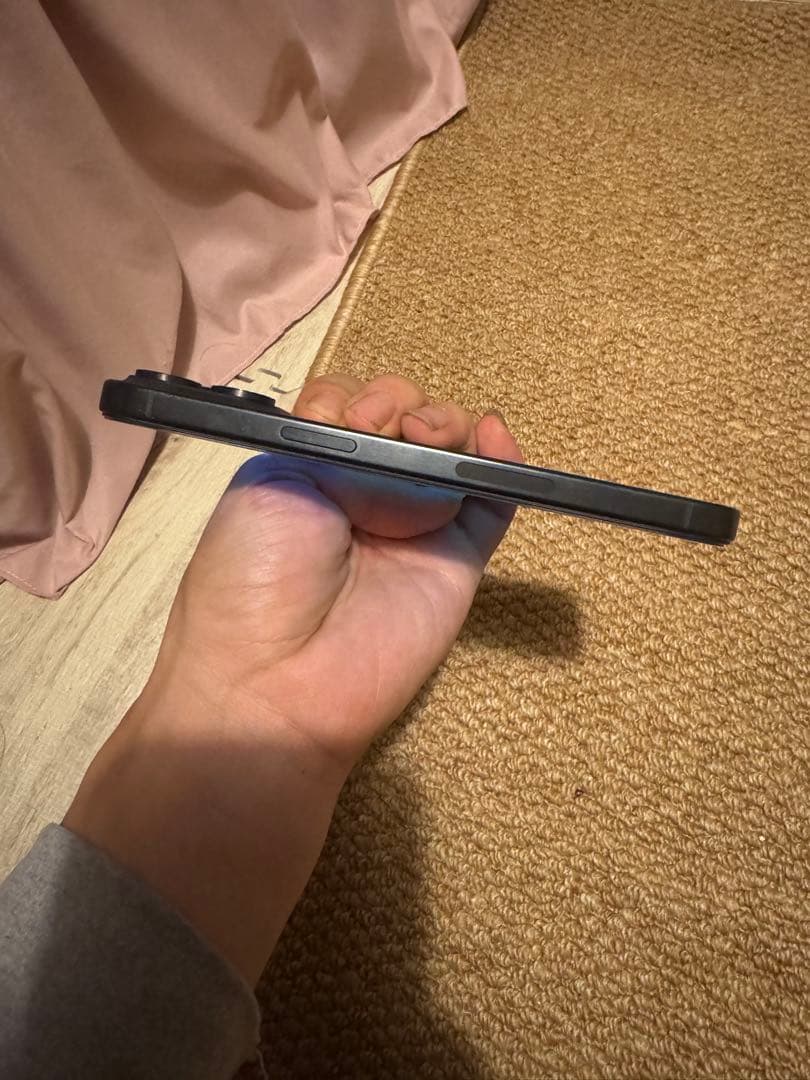 小林 愛 Apple iPhone15 Pro Max512GB,美品