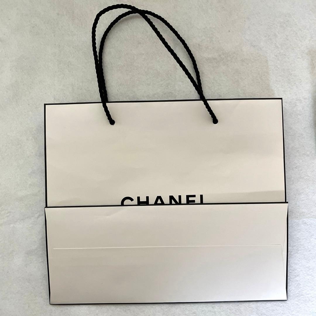CHANEL シャネル ショッパー 紙袋 小〜中サイズ - メルカリ