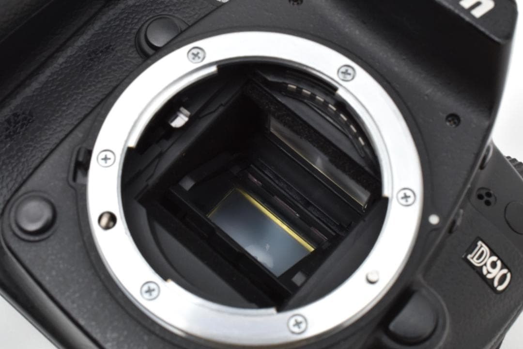 ⭐往年の名機⭐Nikon D90 サブ機にも！スマホ転送OK - メルカリ