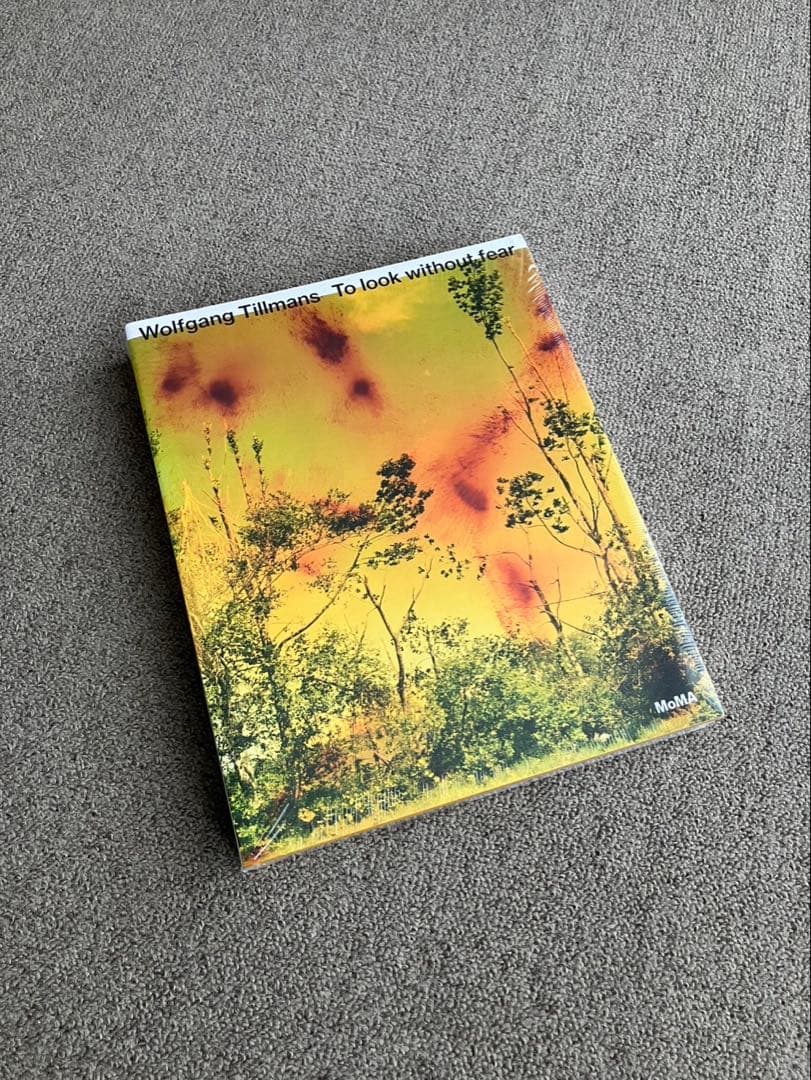 アート・デザイン・音楽 Wolfgang Tillmans: To Look Without Fear Wolfgang Tillmans: To Look Without Fear | Amazon.com.br