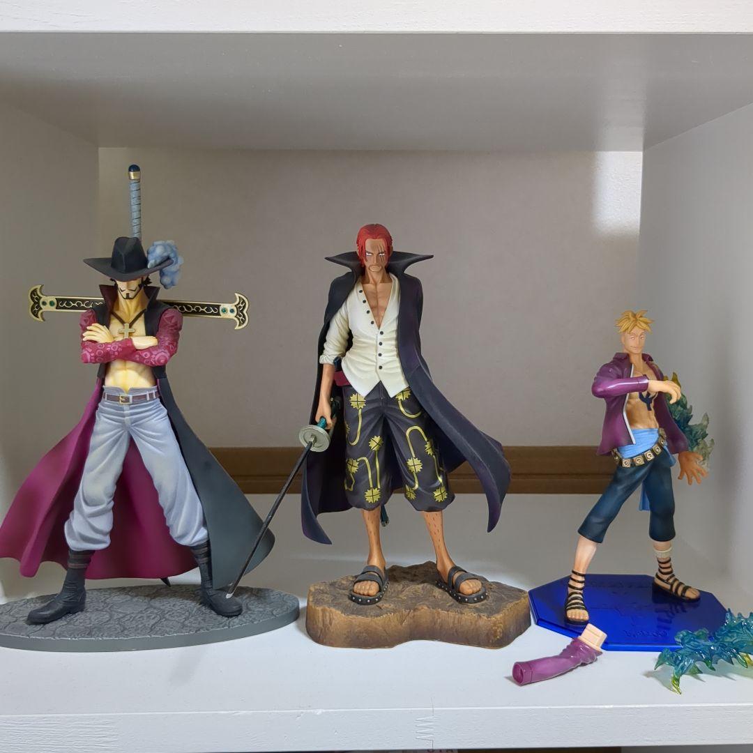 ワンピース シャンクス ミホーク マルコ - メルカリ