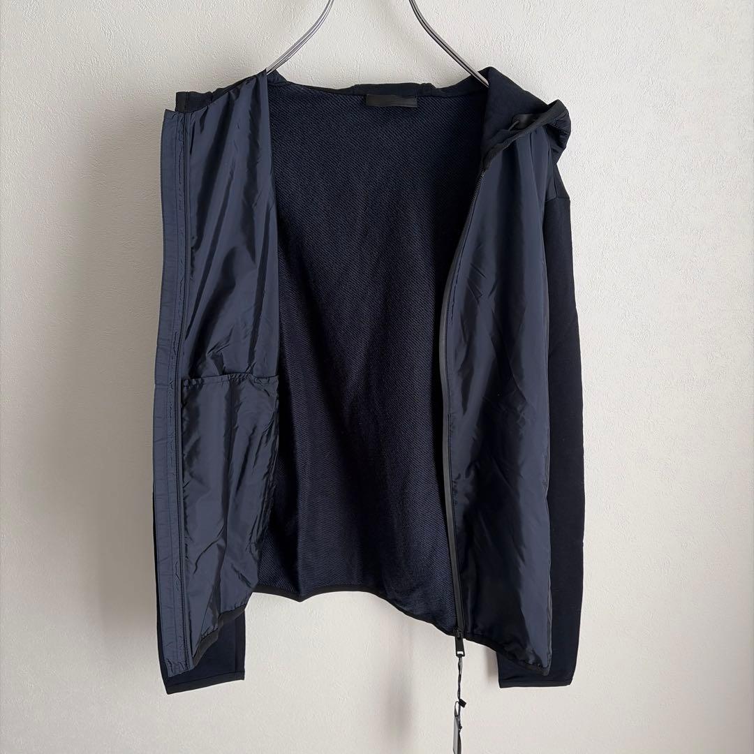 新品タグ付き✨】PRADA ハイブリッドパーカー ナイロン切り替え