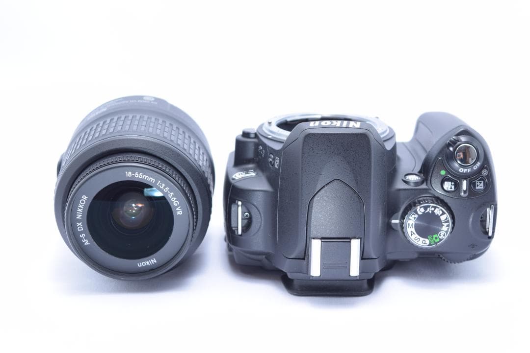 その2）Nikon D60 シャッター数1100以下 手振れ補正レンズ付き